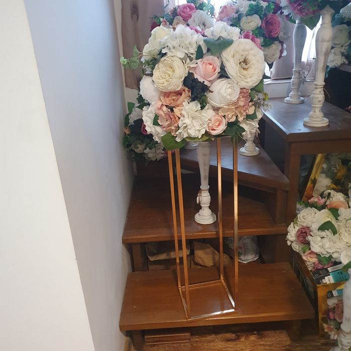 Aranjamente florale nunti botezuri