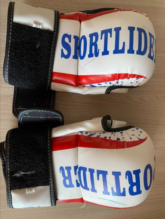 Перчатки для занятия спортом