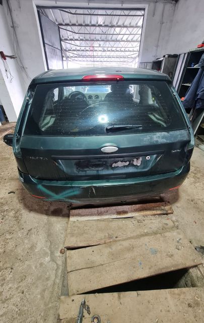 Carcasa termostat Ford Fiesta a 5-a generatie