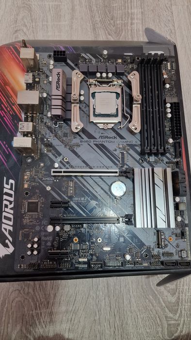 asrock phantom gaming 4 със i5 10500 и охладител be quiet pure rock 2