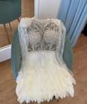 Vând rochie cu pene 650 lei