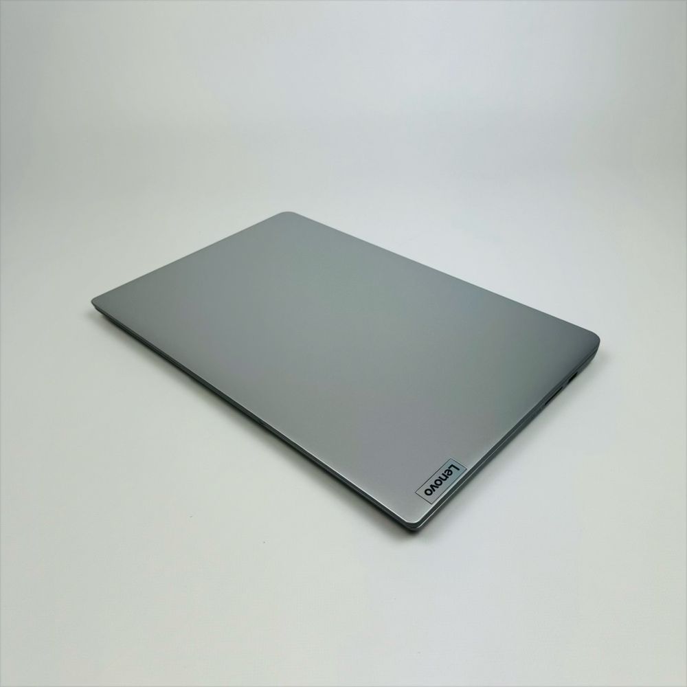 Lenovo IdeaPad/Ryzen 7 5700U/512GB NVMe/16GB RAM/15,6” IPS