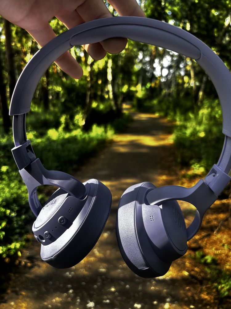 Продам наушники JBL Tune 770NC