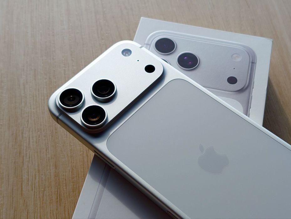 iPhone 17 Pro // 512GB // Silver //  Garanție 12 Luni  ~  1100 € Mureș