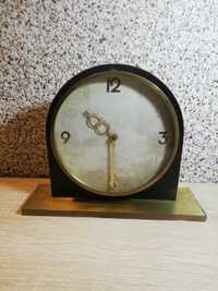 Старинен настолен часовник