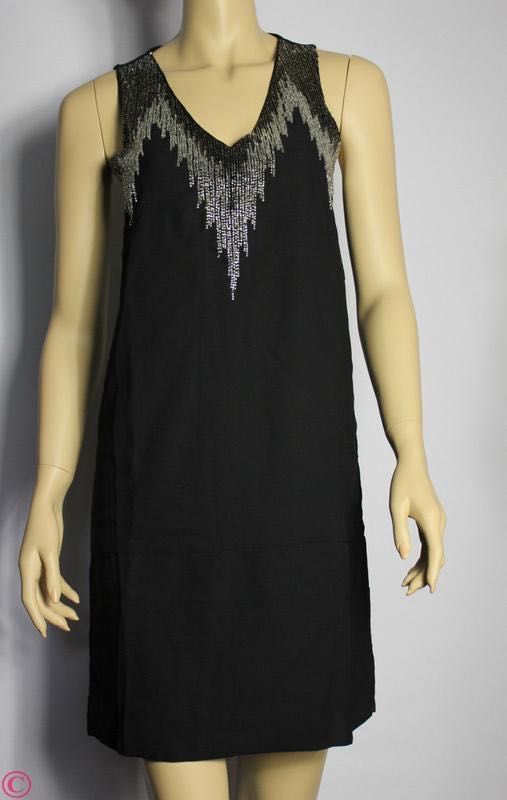 Стильное шифоновое платье с бисером фирмы H&M