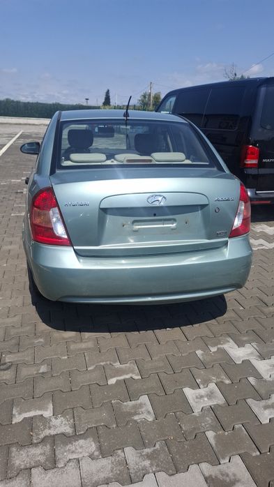 Vand stopuri,faruri Hyundai  Accent
