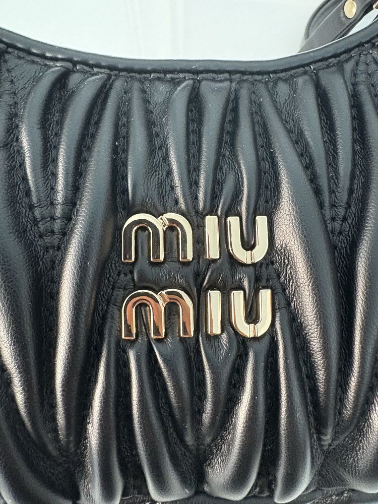 Дамска чанта - Miu Miu