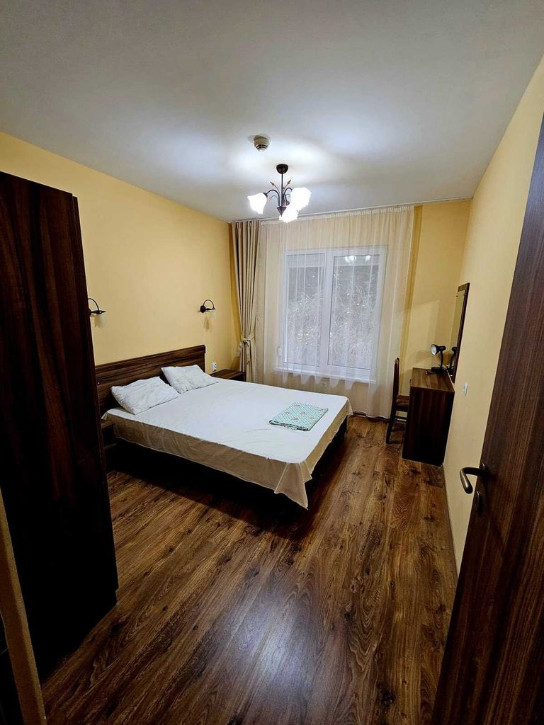 Дава се под наем Тристаен апартамент в к.к. Слънчев бряг - 80 кв.м за 450 € - Снимка #8