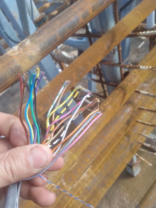 Eliktirik Aftozaratchik urnataman lustira ilaman siplzatir urnataman