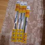 Vand 4 stergatoare auto flexibil