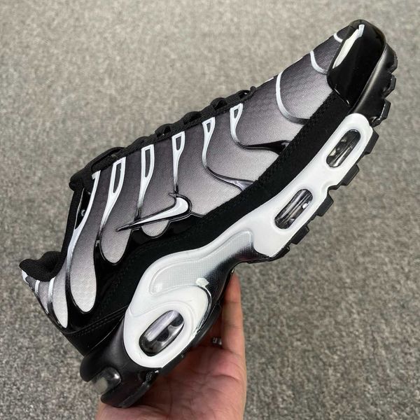 Обувки Nike TN Air Max, Nike Air Max 95, Nike Air Force 1, Nike Shox