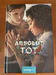 Vând carte “Absolut tot” de Nicola Yoon