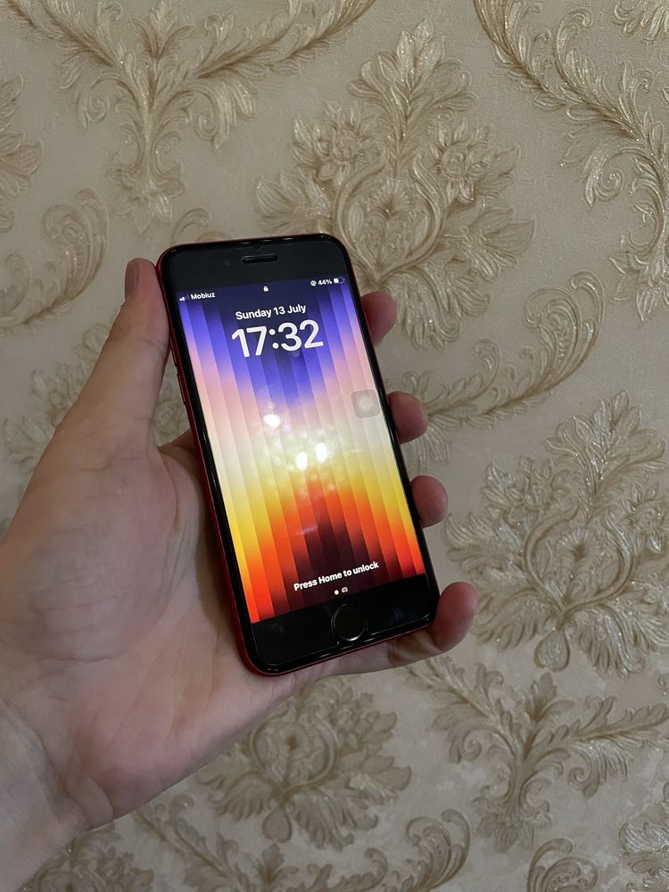 Iphone se 2 2020 akk82% 64gb red version apple