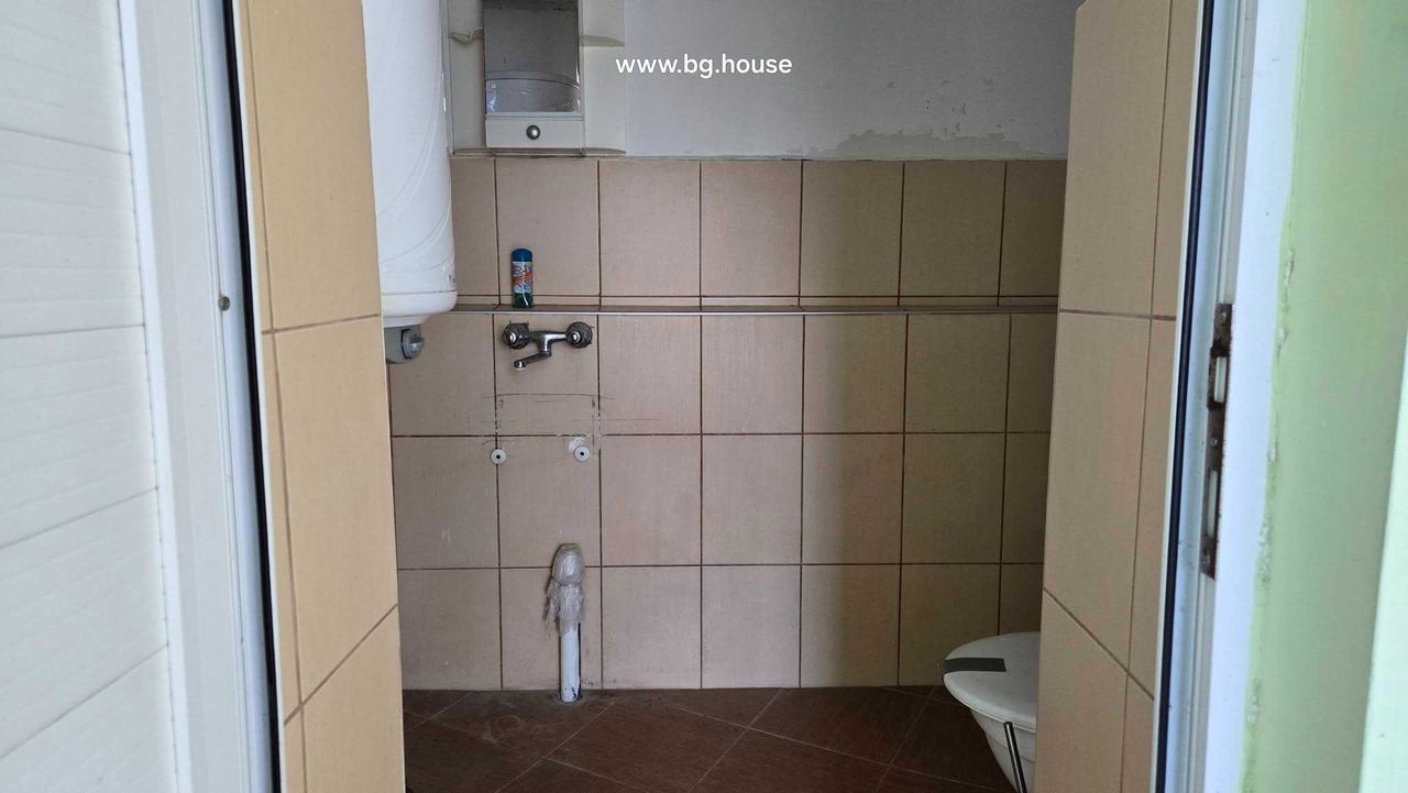 Продава се Къща в с. Дриново, Област Търговище - 100 кв.м за 290 €/кв.м - Снимка #20