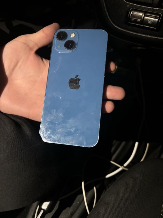 Айфон 13 сатылады