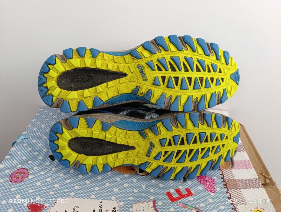 ''Asics Gel Fuji Attack 2''оригинални маратонки 43.5 номер