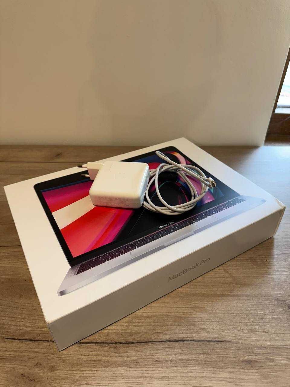Macbook Pro M1 2020 512GB SSD 8GB RAM