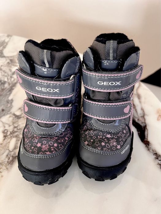 Дишащи, светещи детски апрески GEOX