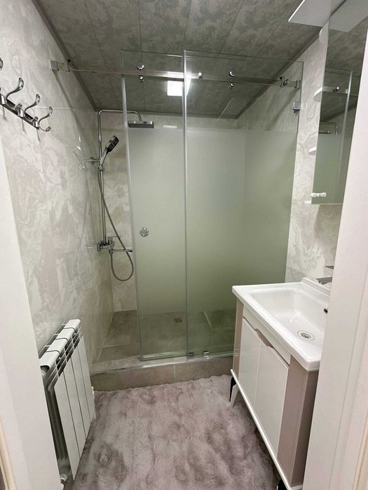 Срочно Продается квартира на Алмазарском районе ориентир ТЦ Ривиера