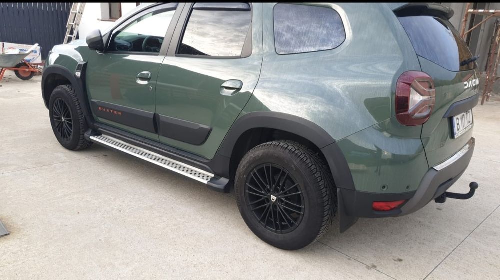 Vând jante aliaj Duster 215/65/16 echipate de iarna
