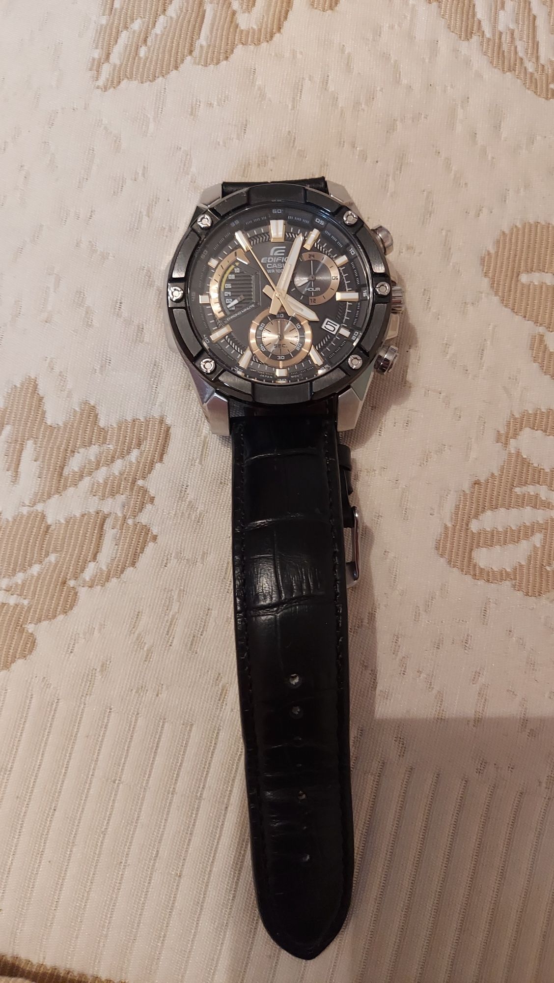 Продам часы  Casio Edifice