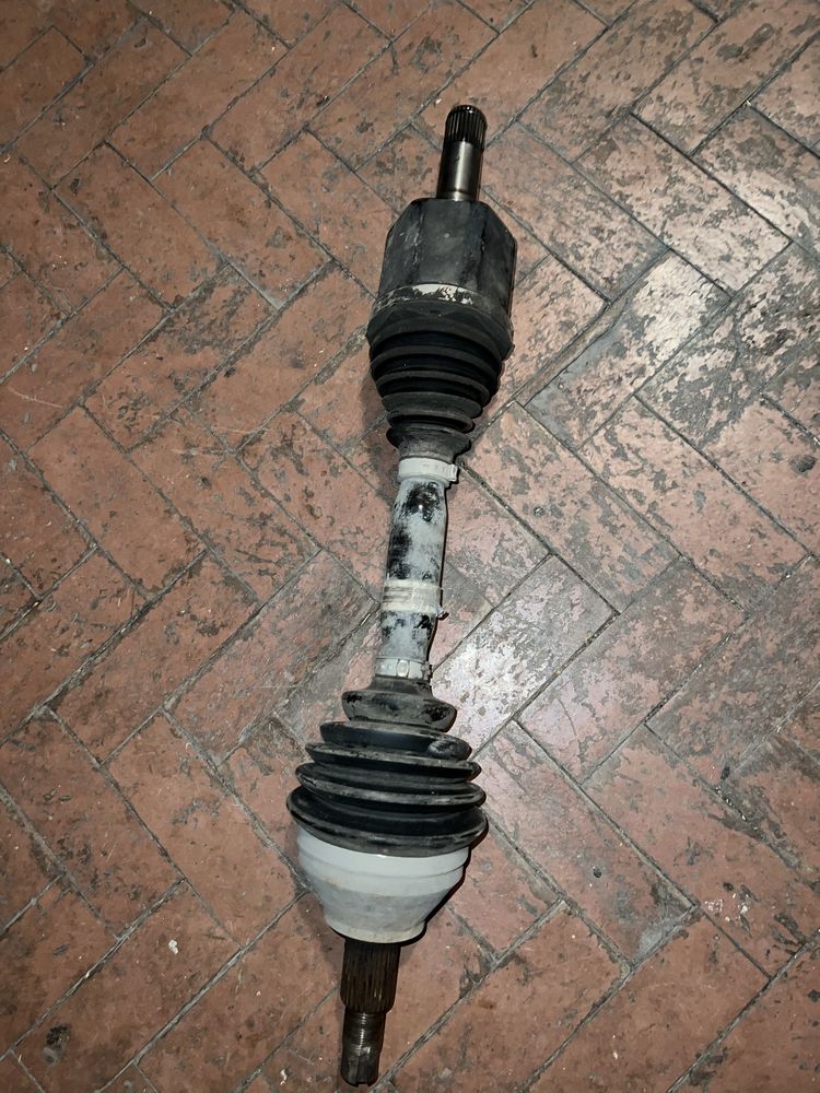 Полуоска Alfa Romeo 159 2.0 jtdm