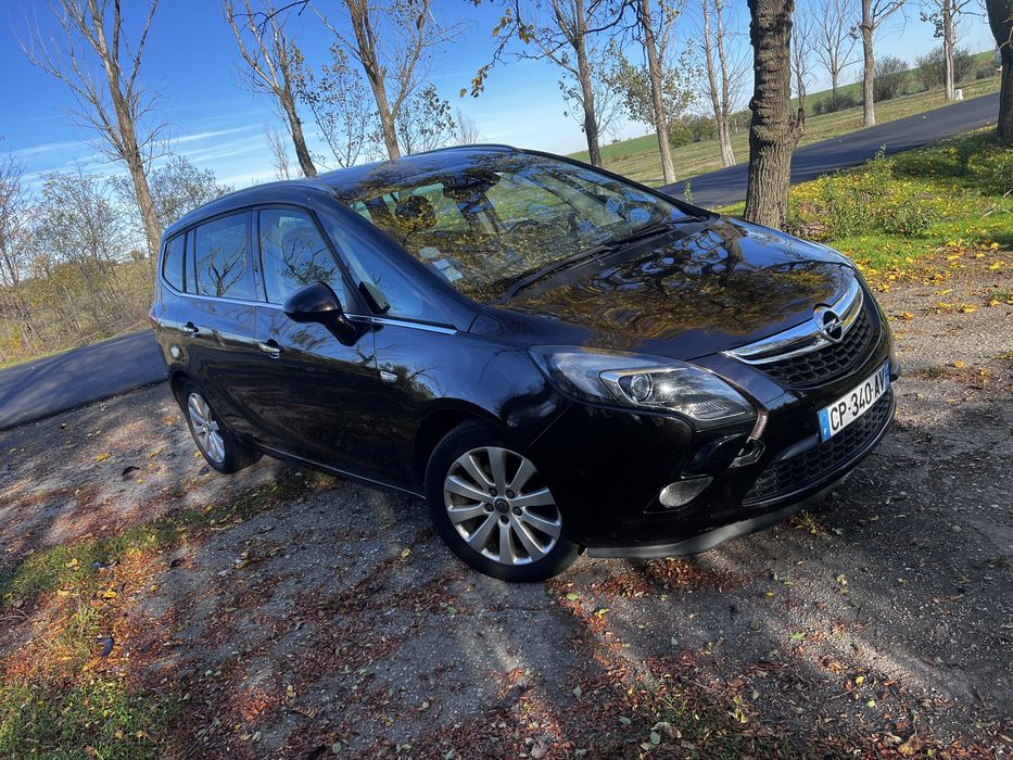 Opel zafira 2.0cdti 2013