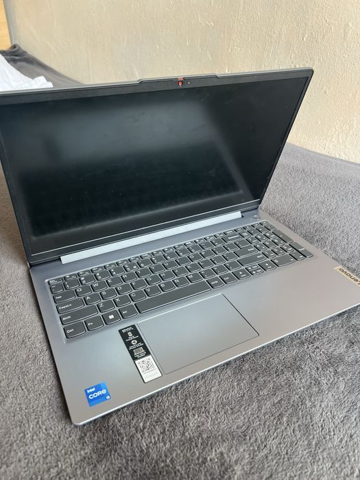 Лаптоп Lenovo IdeaPad Slim 3 (15IAH8) – i5-12450H, 16GB RAM, 512GB SSD