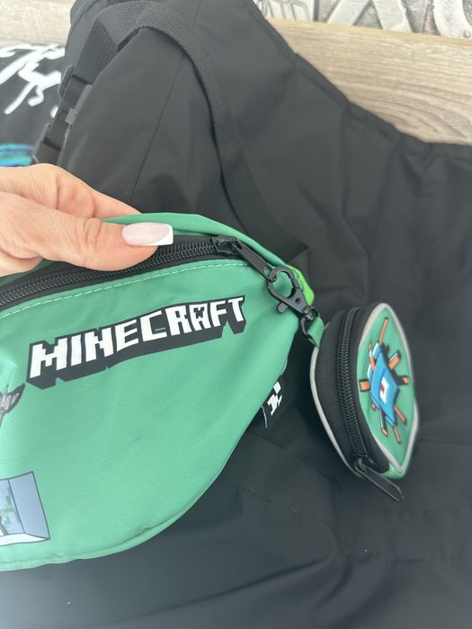 Нови Zara грейка и бананка (6,7 години)