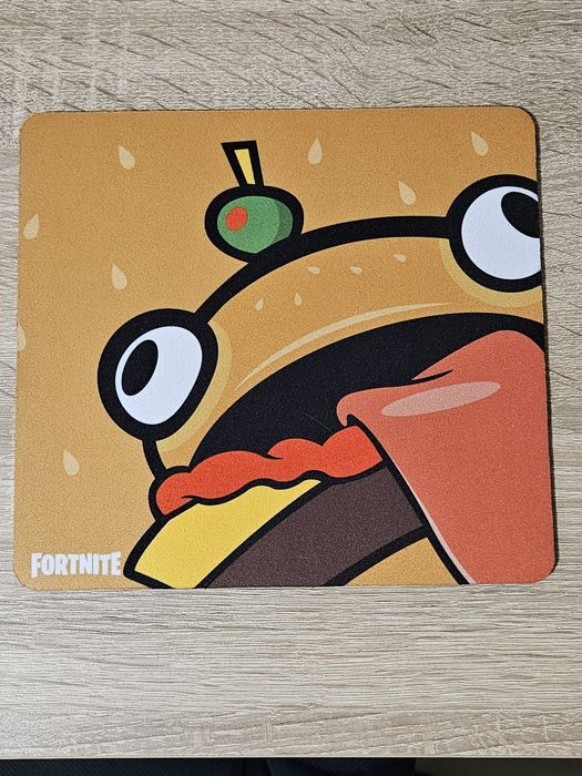 Оригинален Fortnite mouse pad/ подложка за мишка