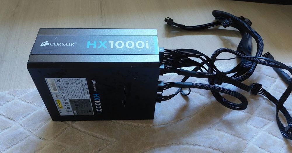 Sursa PC Corsair HX 1000