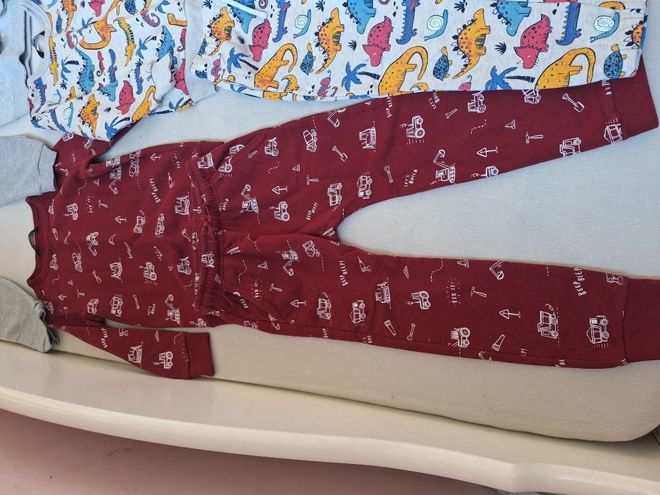 Чисто нови дрехи размер 110/116