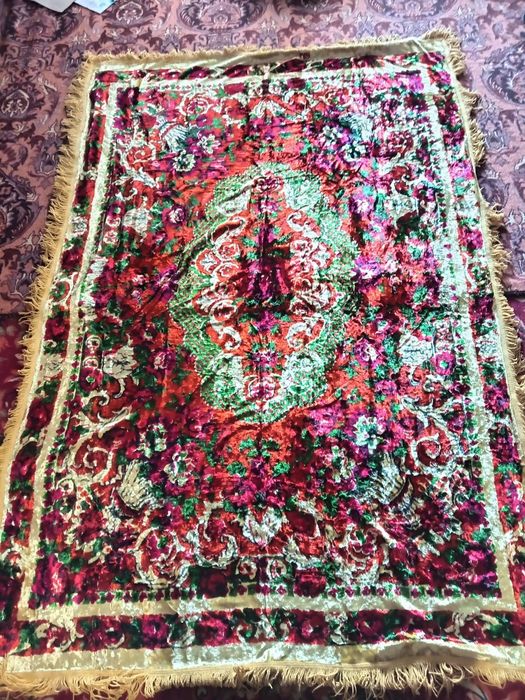 Albaniskiy Palaklar antikvar