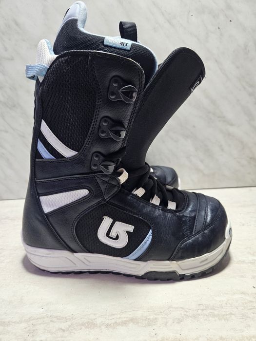 Boots 112 buti placa snowboard  Burton  mărimea 38  (24   cm) .