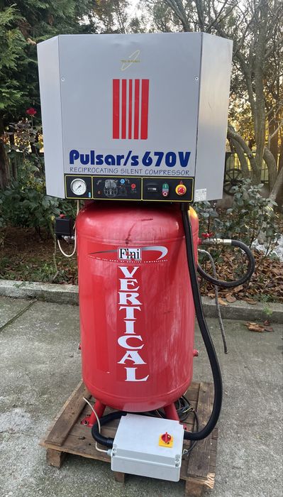 Трифазен бутален компресор Fini 4kw с ресивър 270lt и сушител