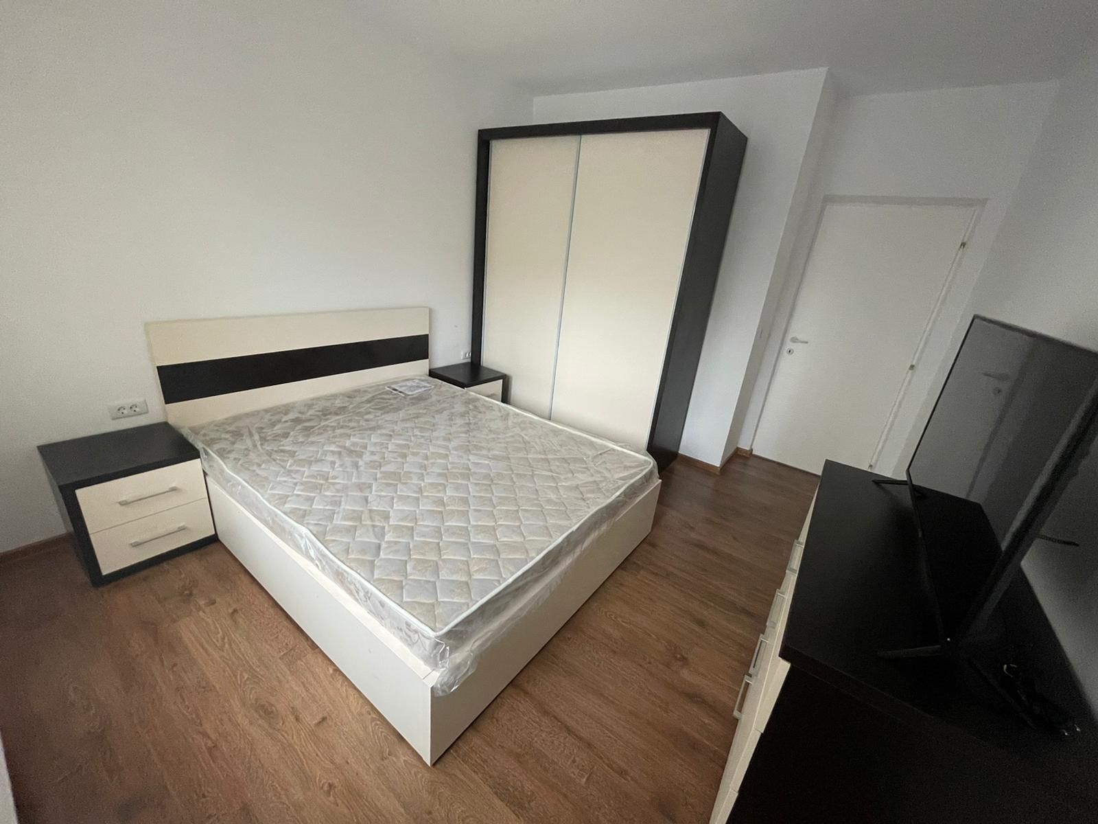 Inchiriez apartament cu 2 camere la 5 minute de metrou Grozăvești !