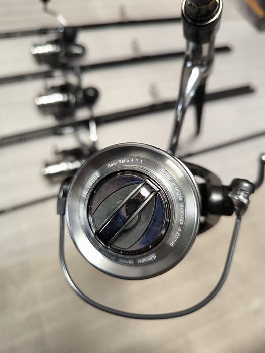 SET 2 Lansete FL VIPER 3.90m 3.5 LBS 2 tronsoane + 2 Mulinete JS10000