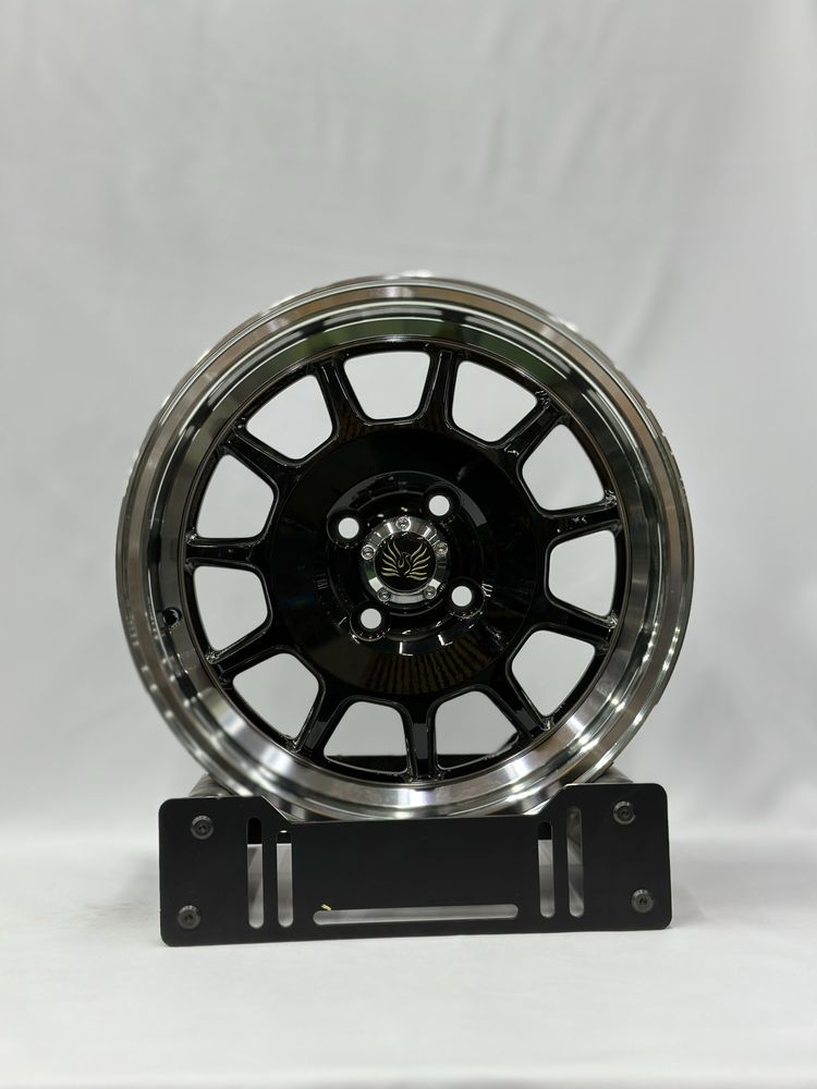 Продается комплект диск R15 4x100