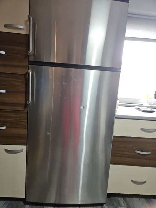 Frigider 185x75cm. Pret fix!