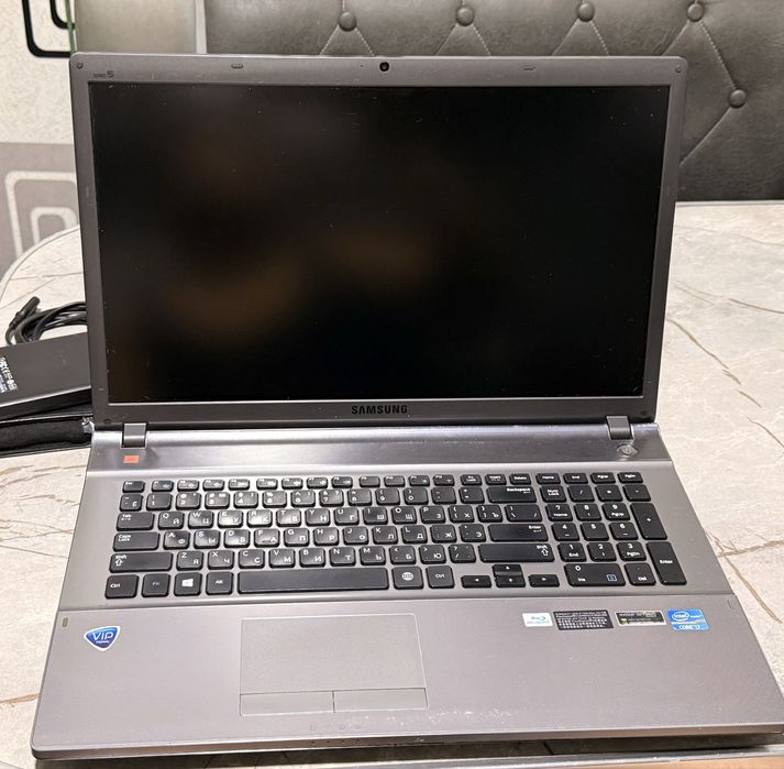 Samsung 550P i7 8/512GB GeForce® GT 650M (128 бит)