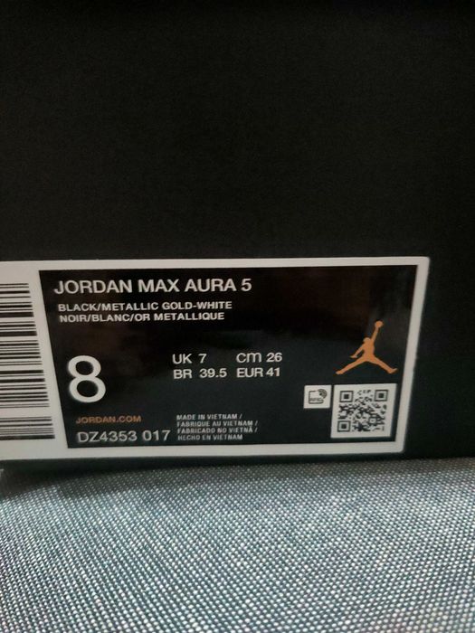 Jordan max aura 5