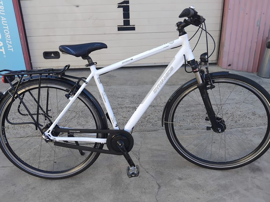 Vând bicicleta din aluminiu pentru bărbați