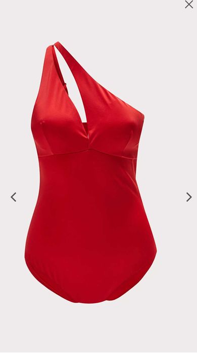 Нов бански LC Waikiki