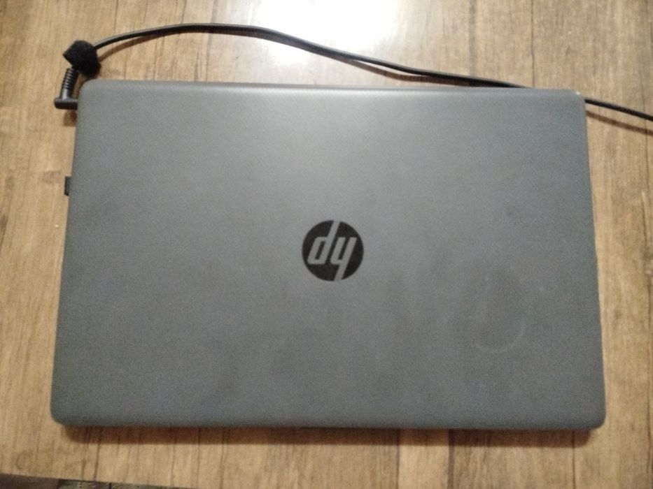 Kampuyter srochni sotiladi