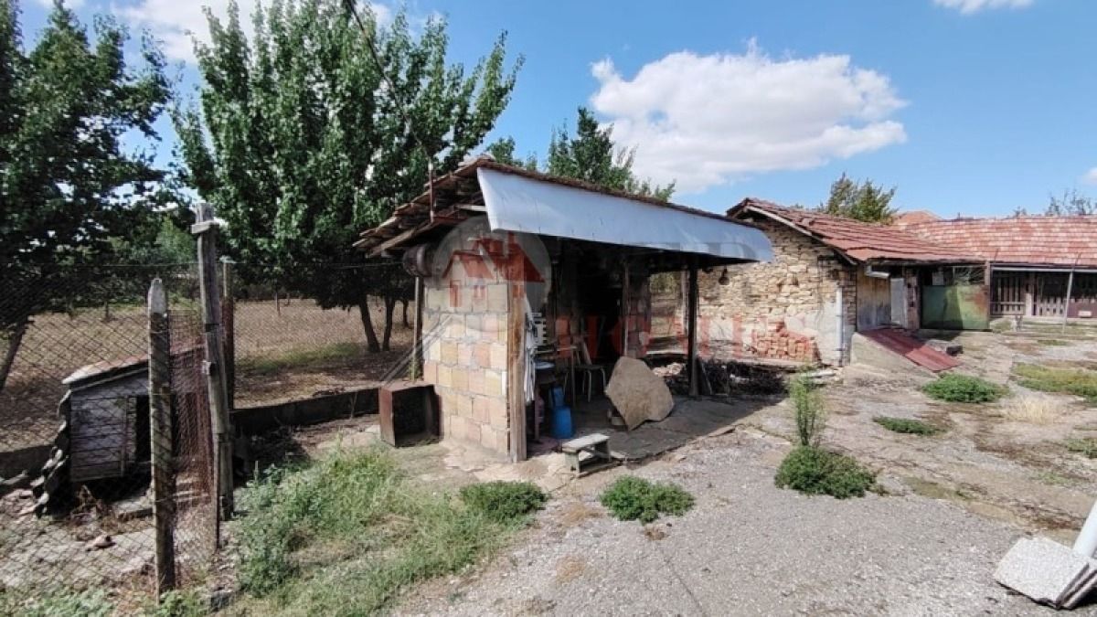 Продажба Къща гр. Павликени - с. Долна Липница 50m²