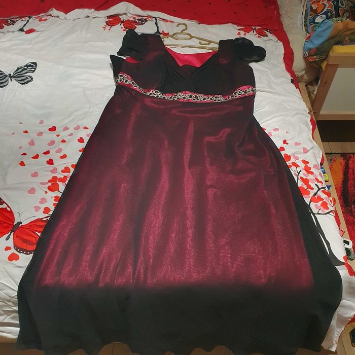 Rochii ocazie marimi mari