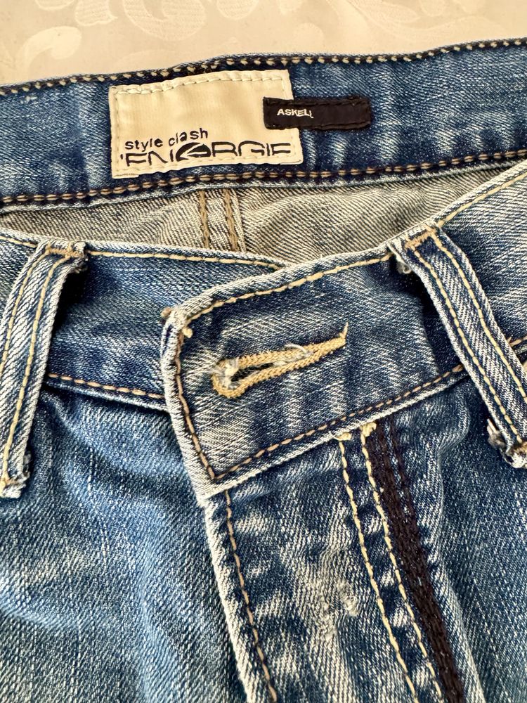 Нови мъжки дънки dsquared