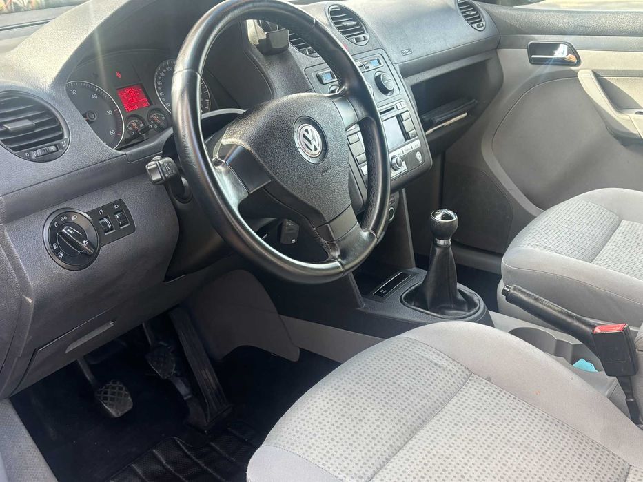 VW Caddy Maxi Life 2.0 Tdi /Climatronic /Scaune incalzite/ Motor: BMM
