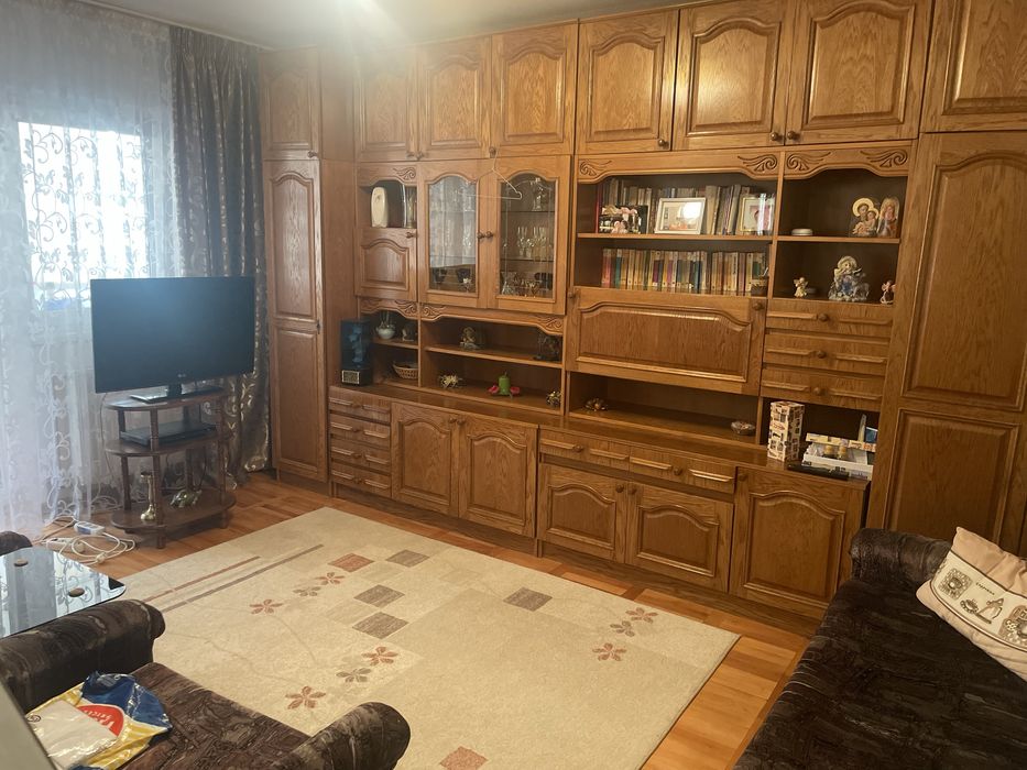 Vand apartament 2 camere, decomandat, mobilat- Bartolomeu